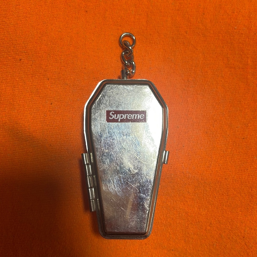 Supreme Keychain